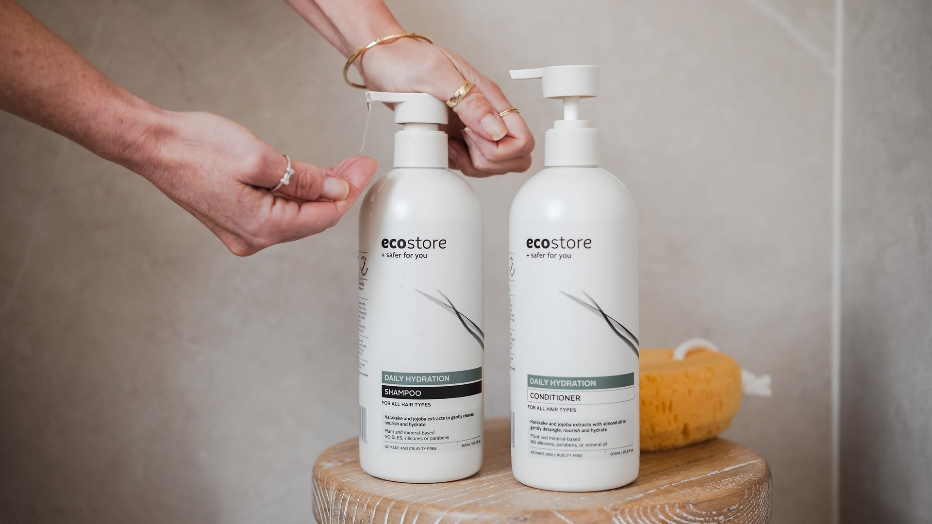 Our top 4 plant-based hair hacksâŻ, for your best hair days.