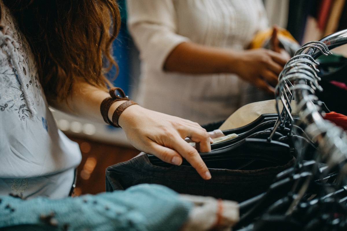 A style guide to shopping secondhand clothing | ecostore NZ